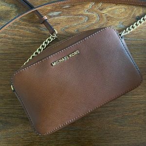 Michael Kors Crossbody